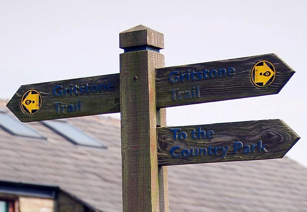 GT Sign